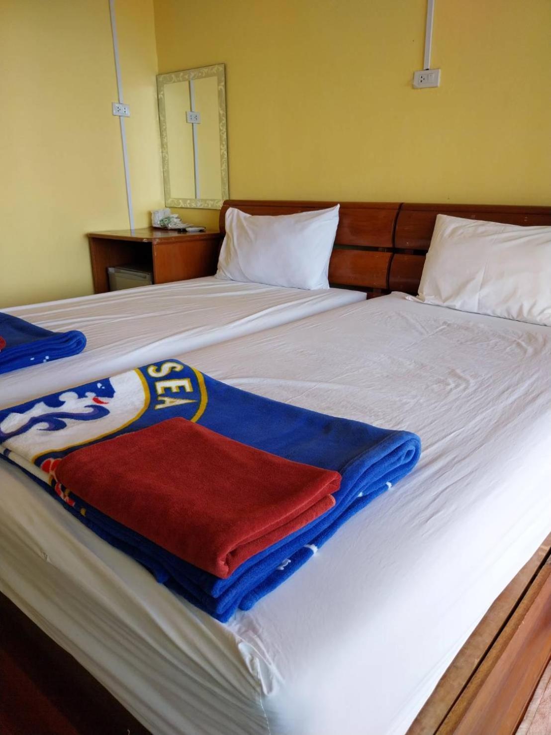 Phi Phi Sand Sea View Resort Экстерьер фото