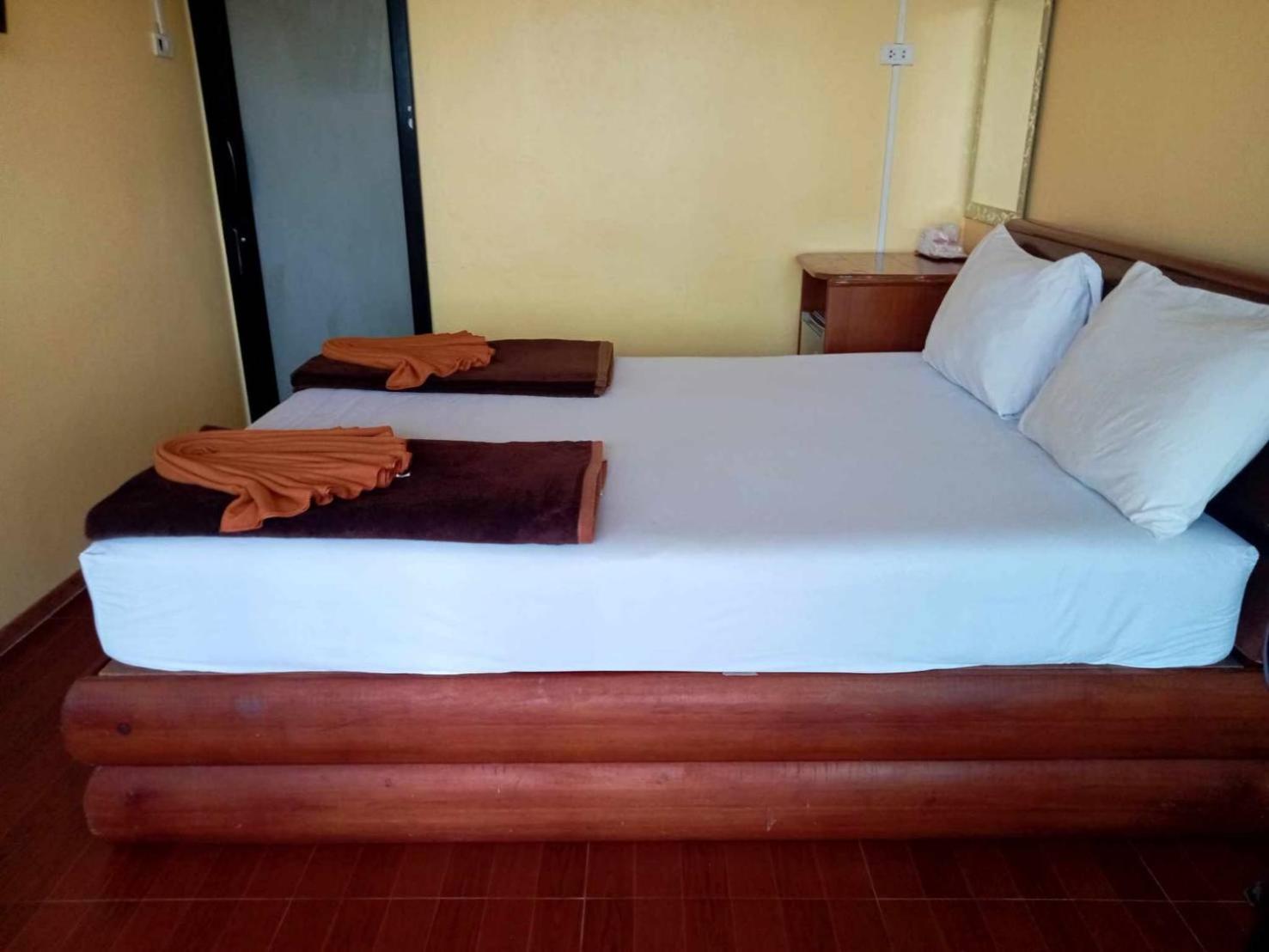 Phi Phi Sand Sea View Resort Экстерьер фото